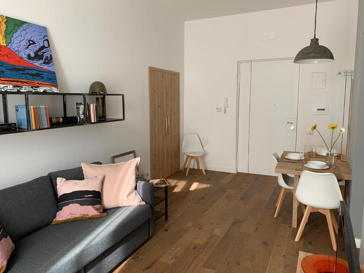 The Quality Apartment Napoli Extérieur photo
